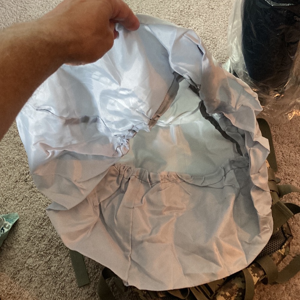LPV Camo Backpack - Picture 5 of 7